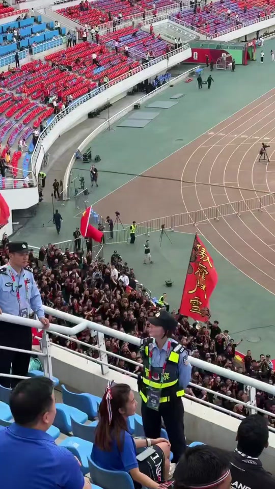 关于南亚球队惊艳表现引发球迷热议的信息